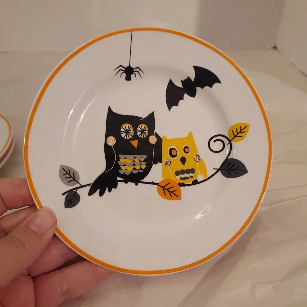 Ciroa Simple Serve Porcelain Halloween Owl, Spider & Owl Appetizer Plates x 4